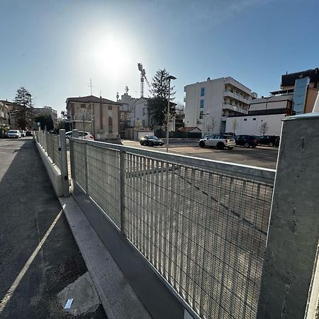 Appartamento Con Posto Auto Privato A Marina Centro Mare Rimini Exteriér fotografie
